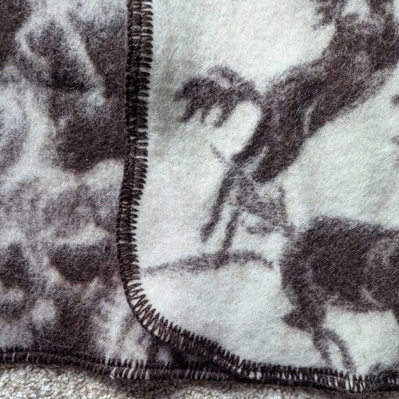 Joyce Onarheim Boe - Legacy Collection 100% Wool Mustang Throw - Picture 2 of 4